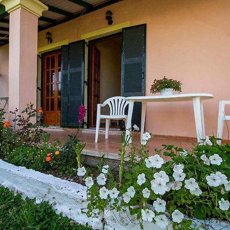 Tzoras‌ ‌Apartments‌ ‌Roda‌ ‌Corfu‌ Litheres Exterior photo