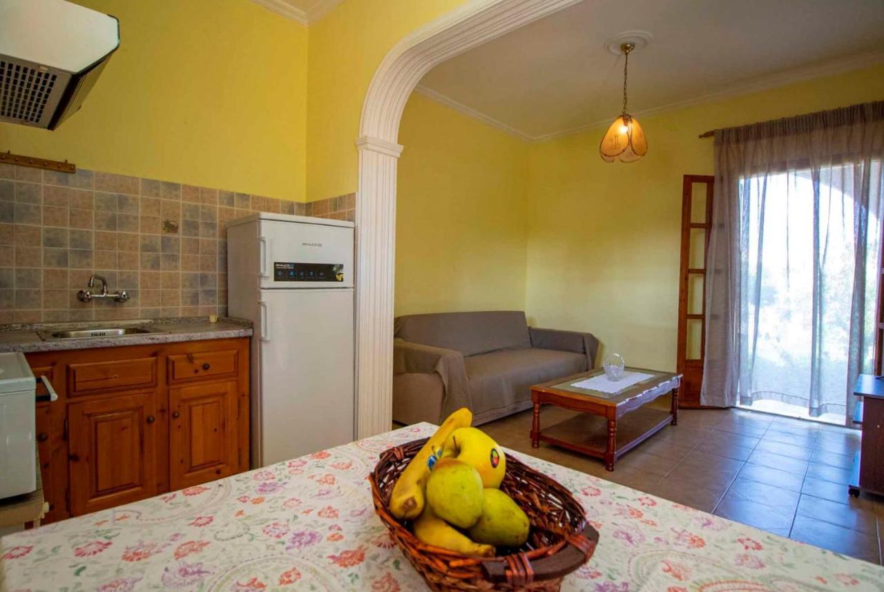 Tzoras‌ ‌Apartments‌ ‌Roda‌ ‌Corfu‌ Litheres Exterior photo