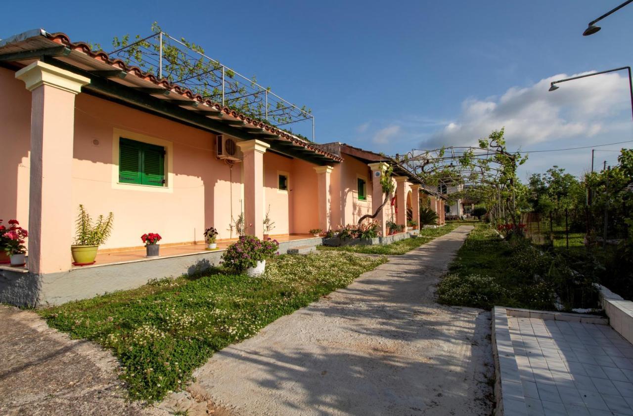 Tzoras‌ ‌Apartments‌ ‌Roda‌ ‌Corfu‌ Litheres Exterior photo