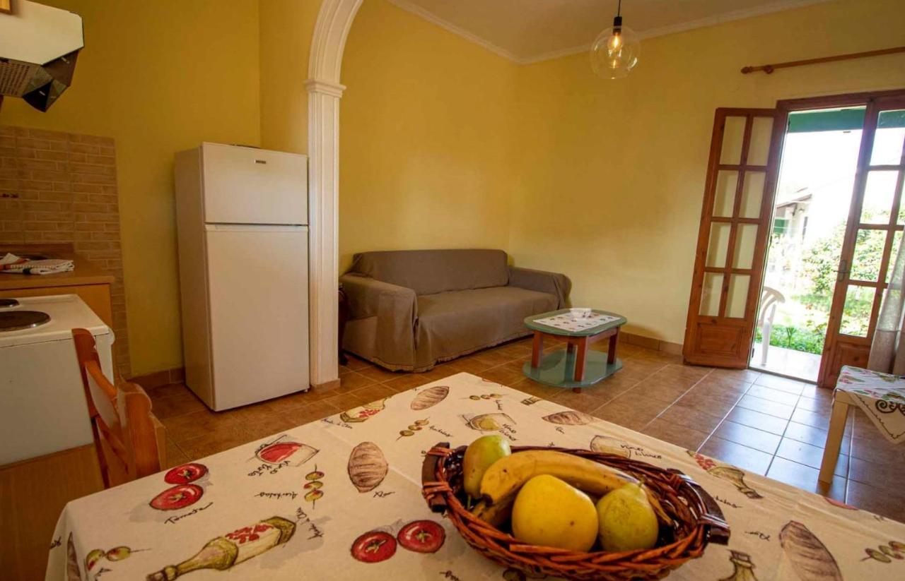 Tzoras‌ ‌Apartments‌ ‌Roda‌ ‌Corfu‌ Litheres Exterior photo